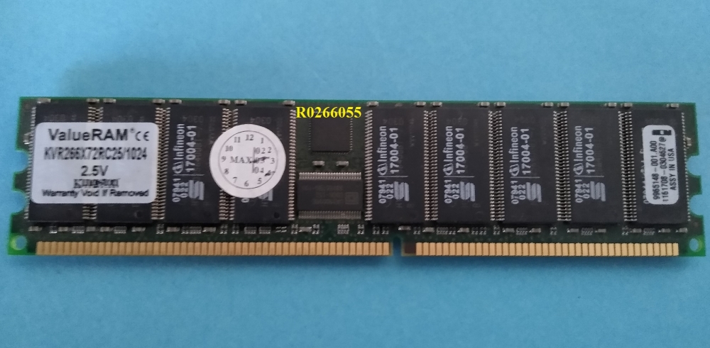 Mémoire Serveur 1Go DDR PC2100 – ECC Registered – AB28L72Q8SHB0S – 184 Broches – Ouvert Jamais Utilisé